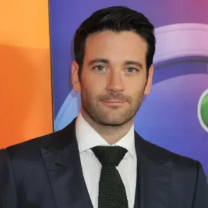 Colin Donnell Biography, Age, Height, Wife, Movies