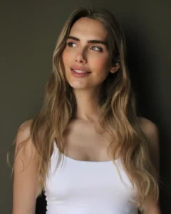 Angela Ponce Biography, Age, Height, Partner
