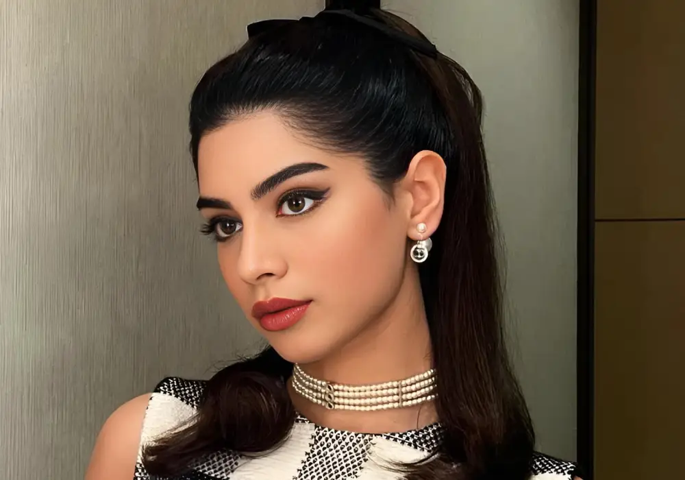 Khushi Kapoor Biography, Age, Height, Mother, Instagram, Movie