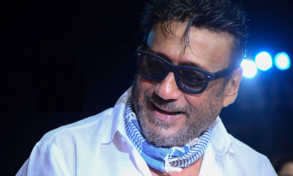 Jackie Shroff Age, Height, Family, Daughter, Son, Net Worth