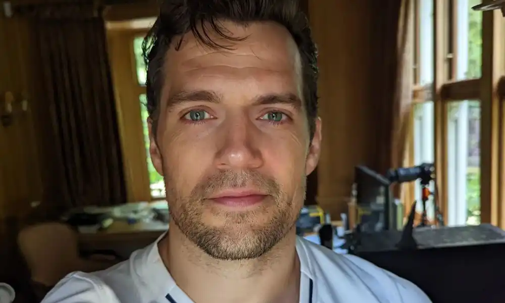Henry Cavill Age, Height, Girlfriend, Wife, and More